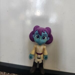 Hasbro Star Wars Young Jedi Adventures Lys Solay 4" Action Figure